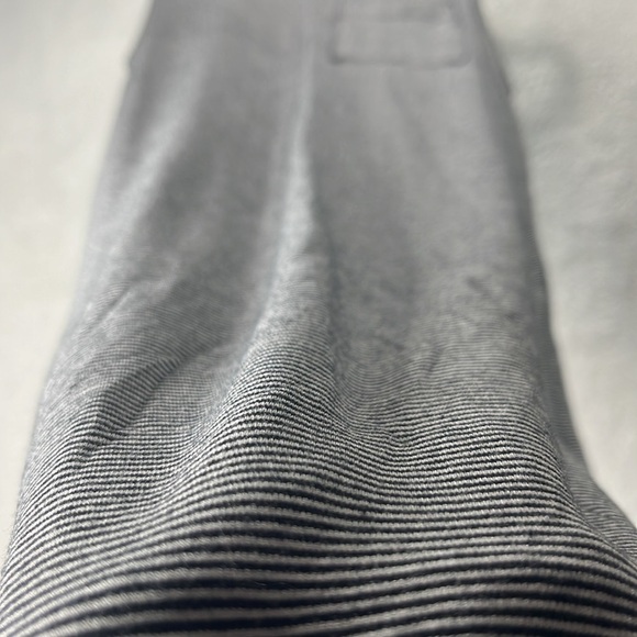 Dress - Picture 2 of 9